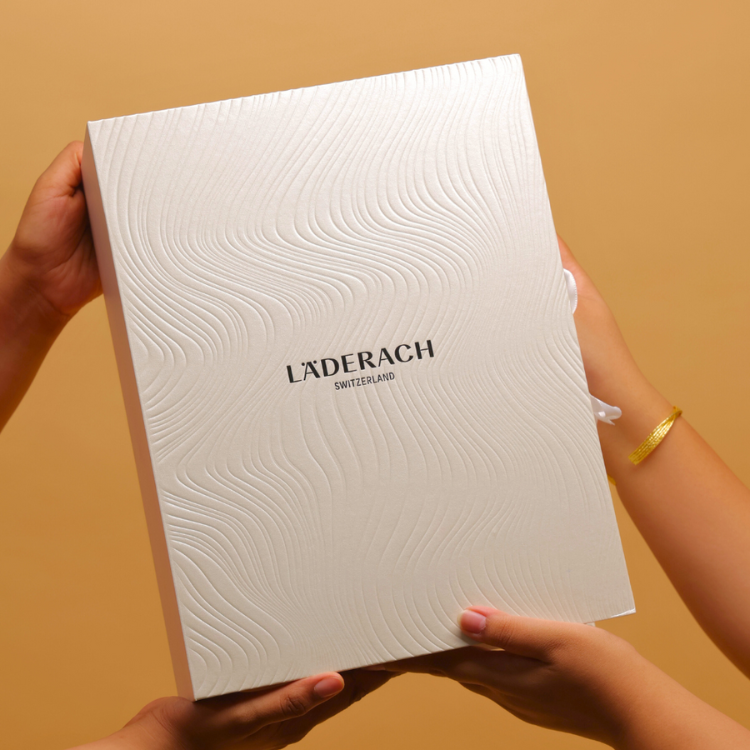 Assorted Pralines and Truffles (8 pieces) + Assorted FrischSchoggi (250 grams) + Assorted Tartufi (4 pieces) + Tablet (1 Piece) + Popcorn (1 Piece) + Deck of cards (2)