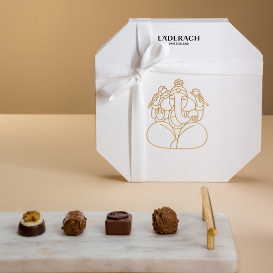 8Pcs Pralines and Truffles + 190Gm FrischSchoggi